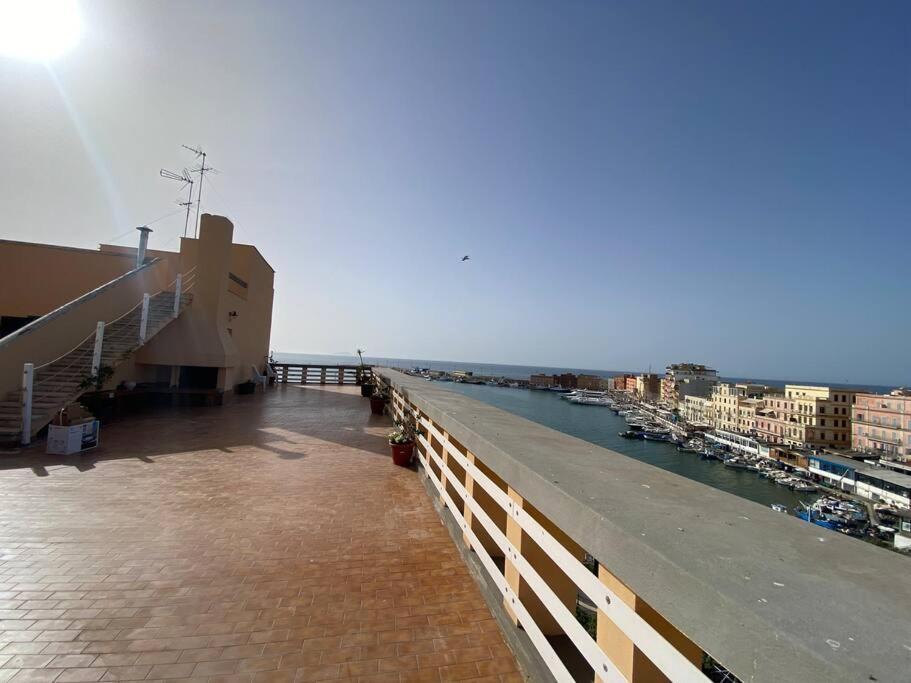 Apartment La Terrazza Sul Porto