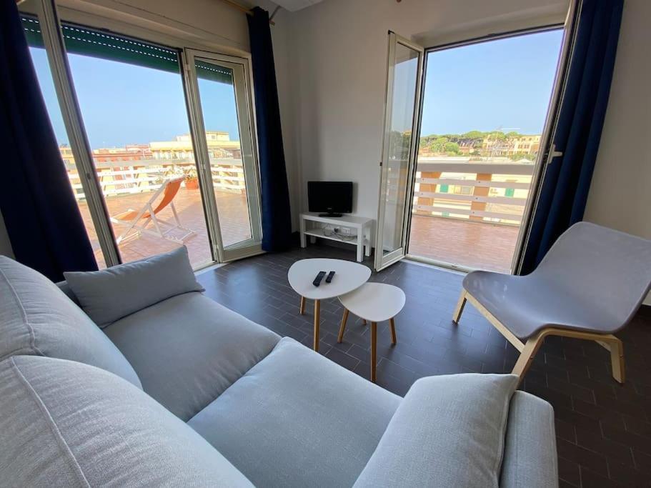 La Terrazza Sul Porto Apartment *